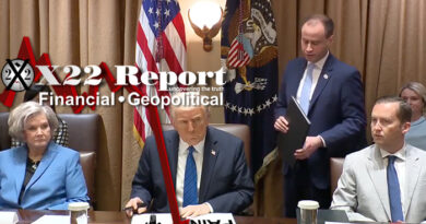 [DS] Tried To Trap The Trump Admin, Tables Were Turned, Declas Crossfire Hurricane, Pain – Ep. 3605
